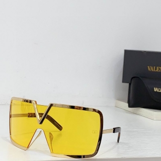 2024.01.31 Original Quality Valentino Sunglasses 423